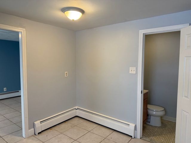 148 Wyman St 148, Woburn, MA 01801