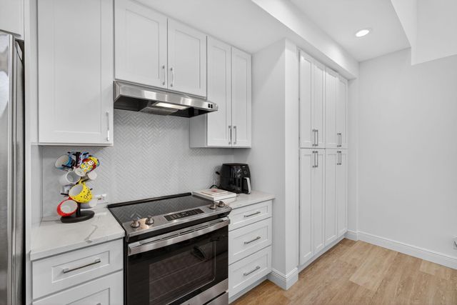 7641 Gumbo Limbo Court, West Palm Beach, FL 33412