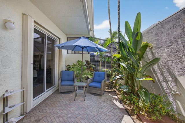 7641 Gumbo Limbo Court, West Palm Beach, FL 33412
