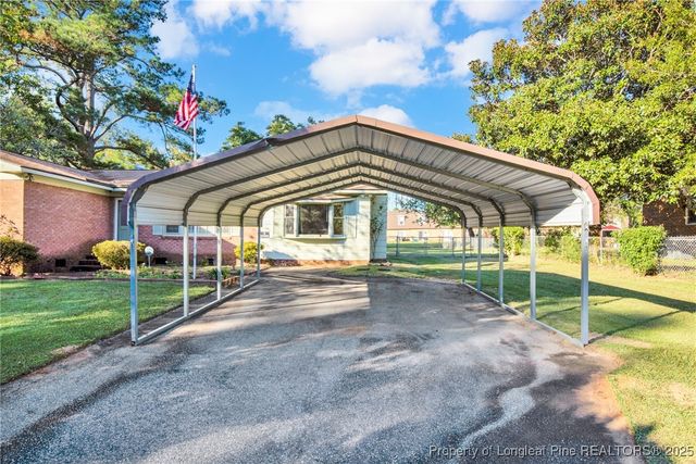 7540 Overbrook Drive, Fayetteville, NC 28303