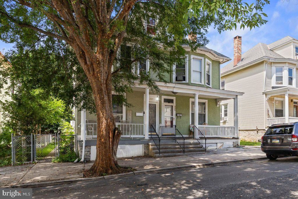 307 PARK AVE, Lebanon, PA 17042