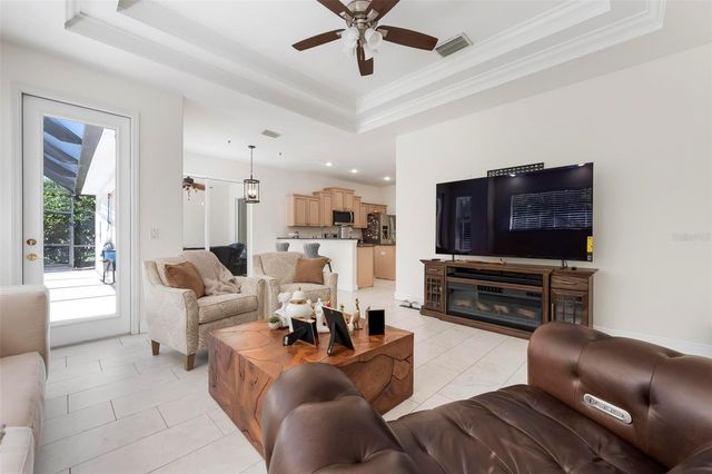 404 GOLDEN HARBOUR TRAIL, Bradenton, FL 34212