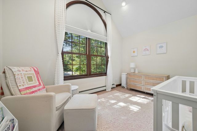 17 Panettieri Dr., Lakeville, MA 02347