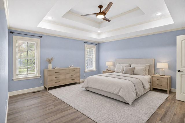 3245 W Brett Drive, Springfield, MO 65810