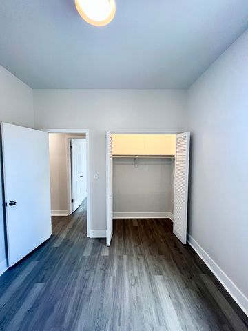 2258 S Sacramento Avenue 3, Chicago, IL 60623