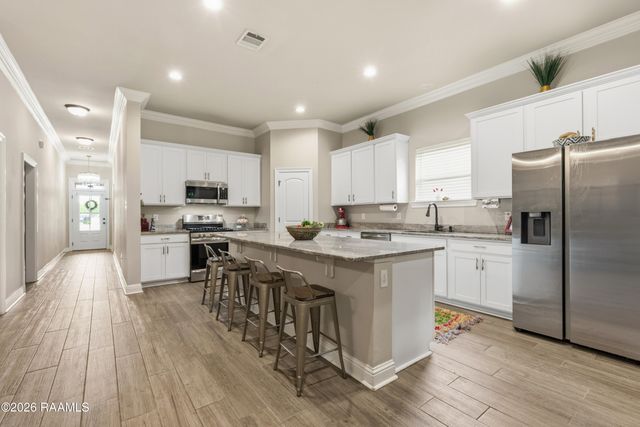 129 Wild Cherry Lane, Lafayette, LA 70508