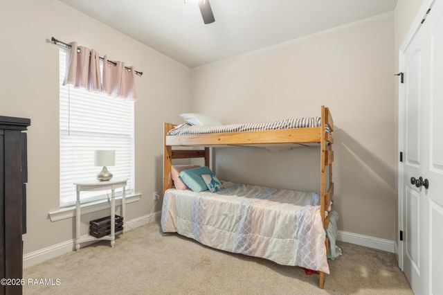 129 Wild Cherry Lane, Lafayette, LA 70508