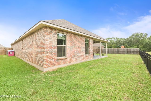 129 Wild Cherry Lane, Lafayette, LA 70508