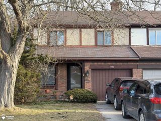 1836 Willowbrook Circle, Flint, MI 48507