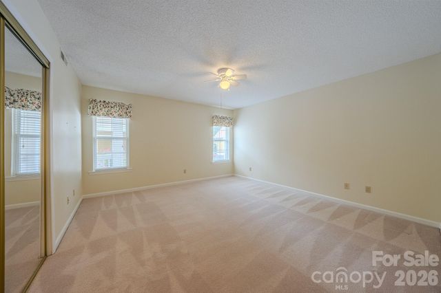 902 Woodlea Court, Asheville, NC 28806