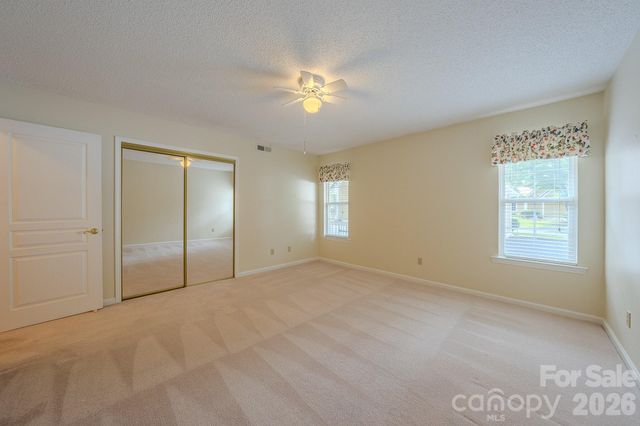 902 Woodlea Court, Asheville, NC 28806