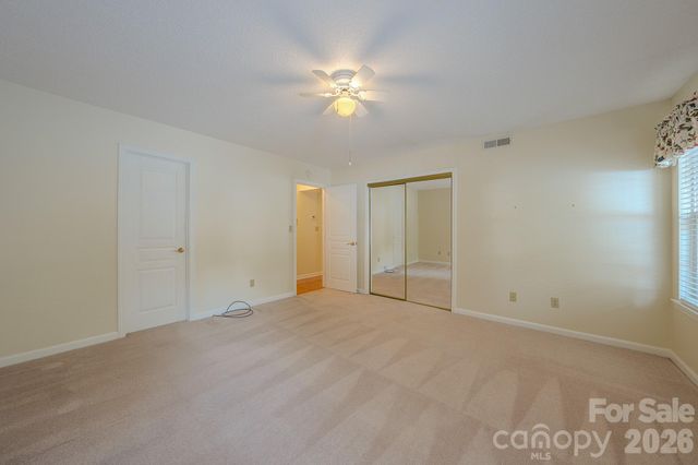 902 Woodlea Court, Asheville, NC 28806