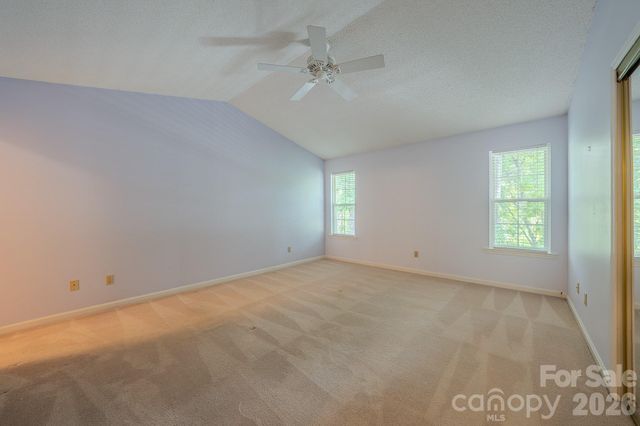 902 Woodlea Court, Asheville, NC 28806