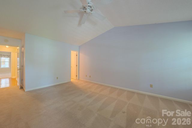 902 Woodlea Court, Asheville, NC 28806