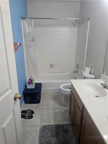 2260 Eagle Nest Bluff, Lawrenceville, GA 30044