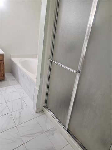 2260 Eagle Nest Bluff, Lawrenceville, GA 30044