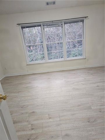 2260 Eagle Nest Bluff, Lawrenceville, GA 30044