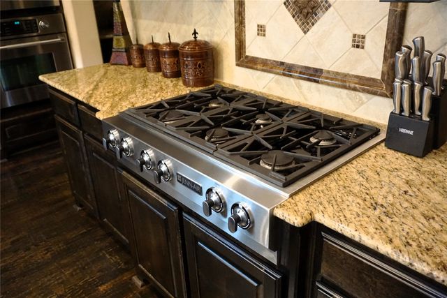 112 Aransas Drive, Irving, TX 75039