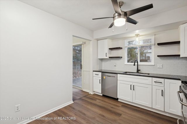 218 Raritan Road, Lansing, MI 48911