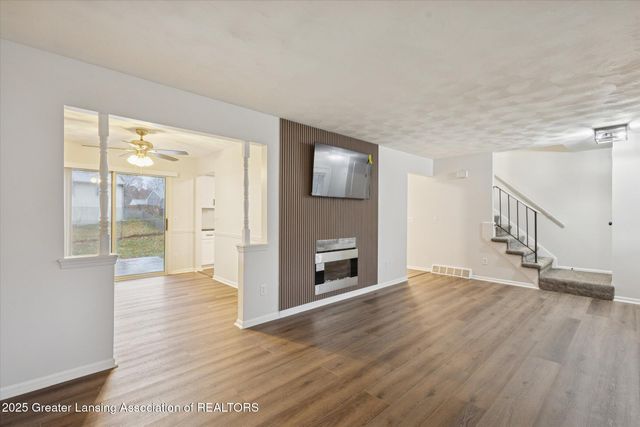 218 Raritan Road, Lansing, MI 48911