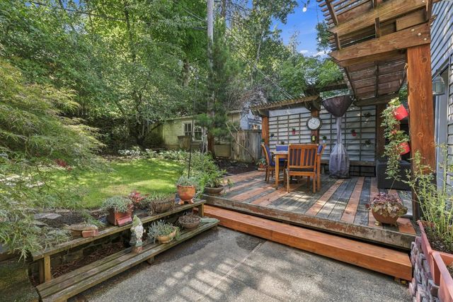 417 W Shoshone Pl, Spokane, WA 99203