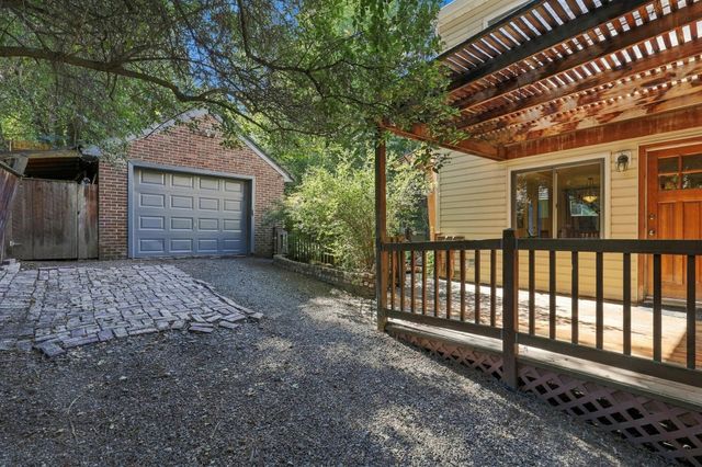 417 W Shoshone Pl, Spokane, WA 99203