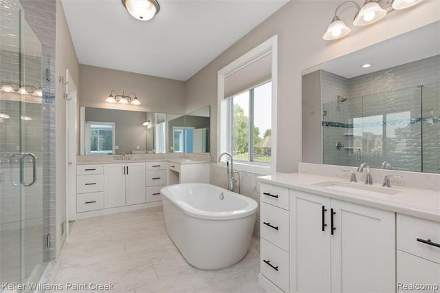 2100 Shane Court, Oxford, MI 48370