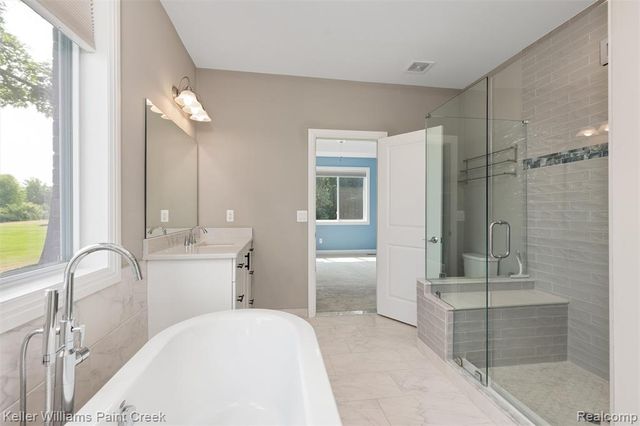 2100 Shane Court, Oxford, MI 48370