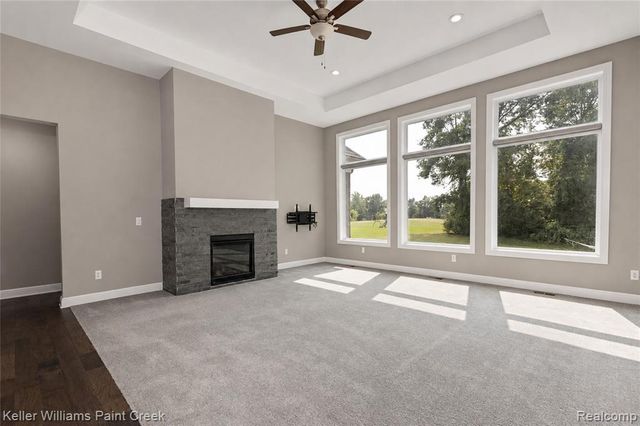 2100 Shane Court, Oxford, MI 48370