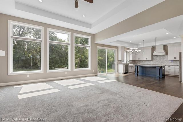 2100 Shane Court, Oxford, MI 48370