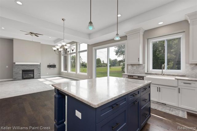 2100 Shane Court, Oxford, MI 48370