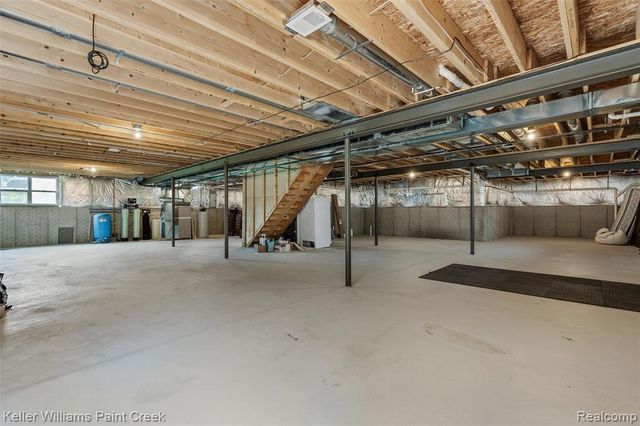 2100 Shane Court, Oxford, MI 48370