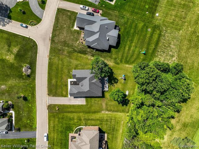 2100 Shane Court, Oxford, MI 48370