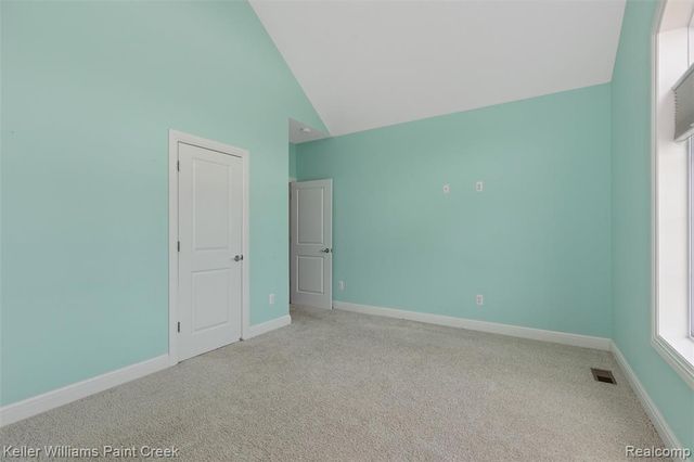 2100 Shane Court, Oxford, MI 48370