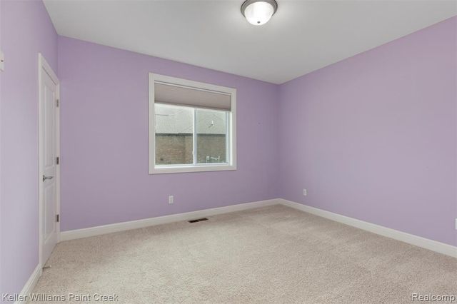 2100 Shane Court, Oxford, MI 48370