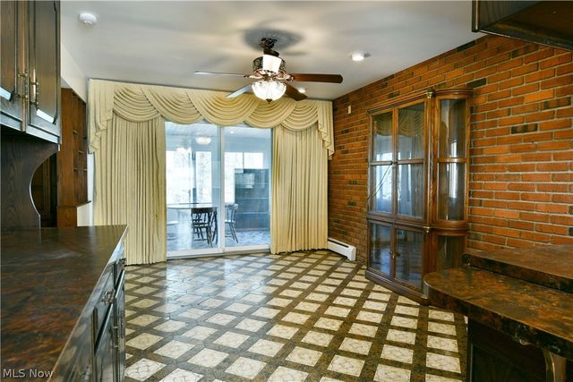 9 Hillside Drive, Girard, OH 44420