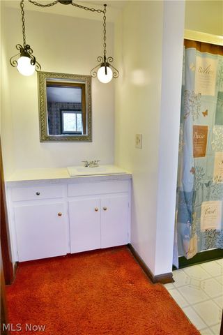 9 Hillside Drive, Girard, OH 44420