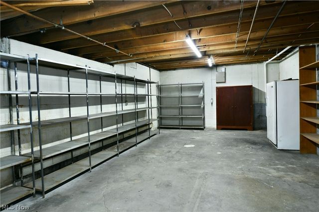 9 Hillside Drive, Girard, OH 44420