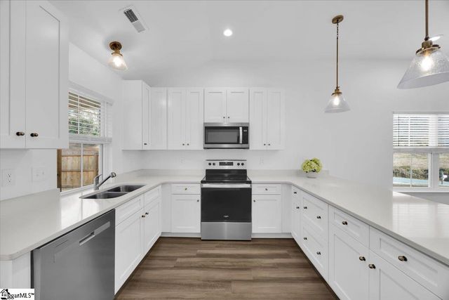 744 S Bomar Avenue, Landrum, SC 29356