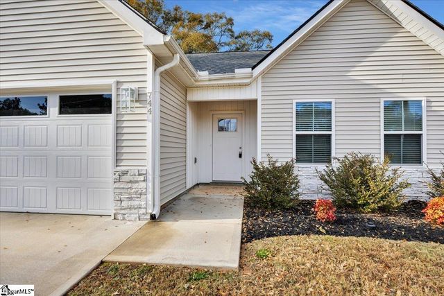 744 S Bomar Avenue, Landrum, SC 29356