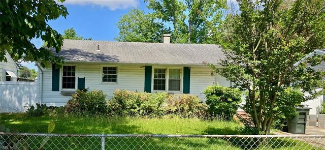 205 Hickory Hill RD, Hampton, VA 23666