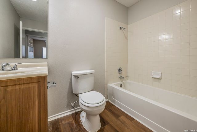 4056 MYSTIC SUNRISE DR, San Antonio, TX 78244