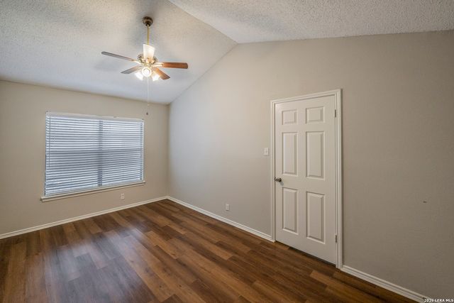 4056 MYSTIC SUNRISE DR, San Antonio, TX 78244