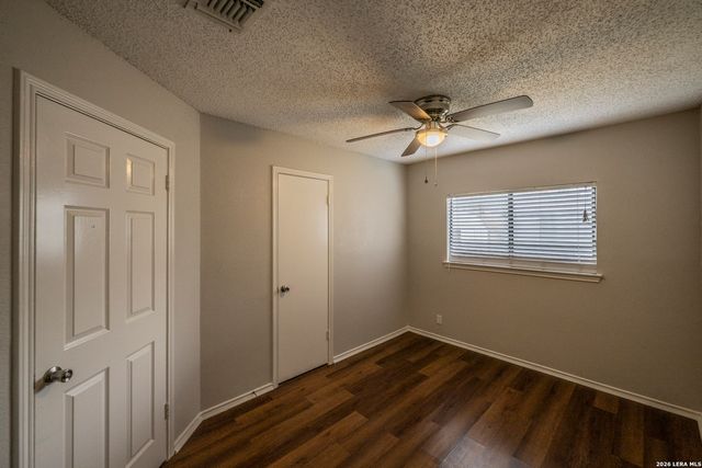 4056 MYSTIC SUNRISE DR, San Antonio, TX 78244