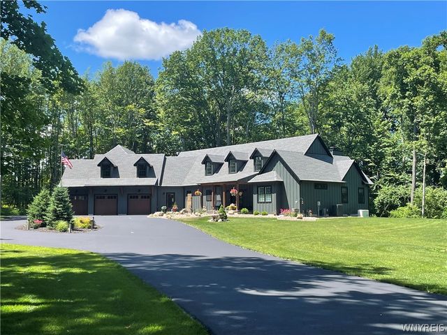1049 Willardshire Road, Aurora, NY 14127