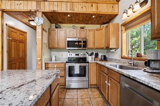 10644 Roynona Road, Hayward, WI 54843