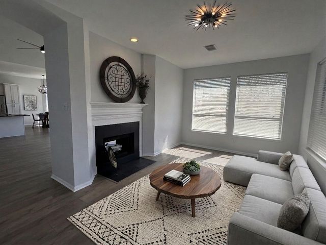 2855 Everett Drive, Friendswood, TX 77546