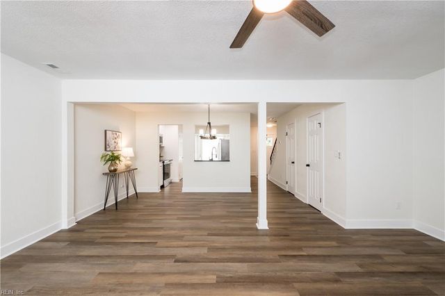 3464 Woodburne DR, Virginia Beach, VA 23452