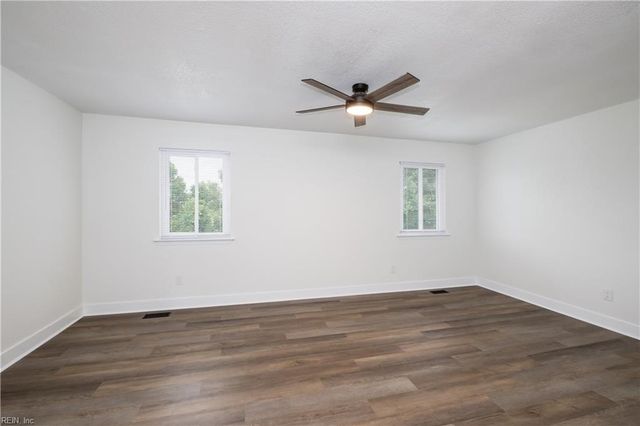 3464 Woodburne DR, Virginia Beach, VA 23452