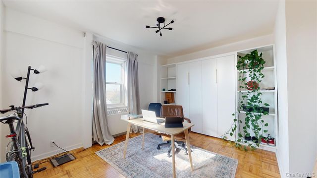 4 Fordham Hill Oval 8C, Bronx, NY 10468